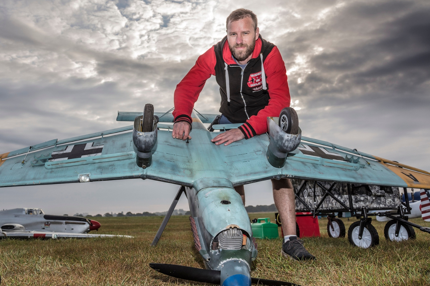 John Mason fixing the wings to his Stuka aircraft credit SMGWA