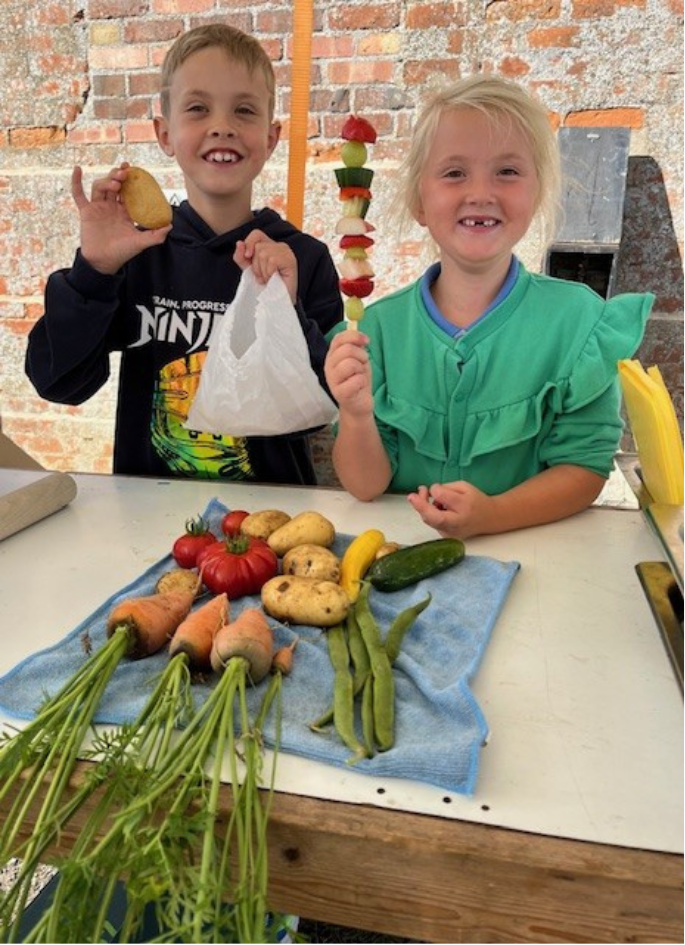 William and Lottie learn about wartime fruit and veg credit Suzanne Wood